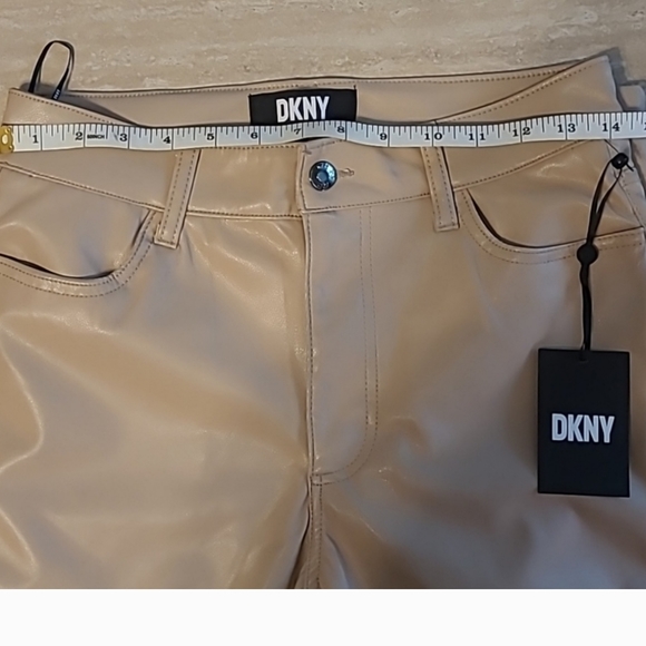 DKNY Women's Faux-Leather Cropped Ankle Pants in Mushroom Sz 6, NWT - Picture 6 of 8
